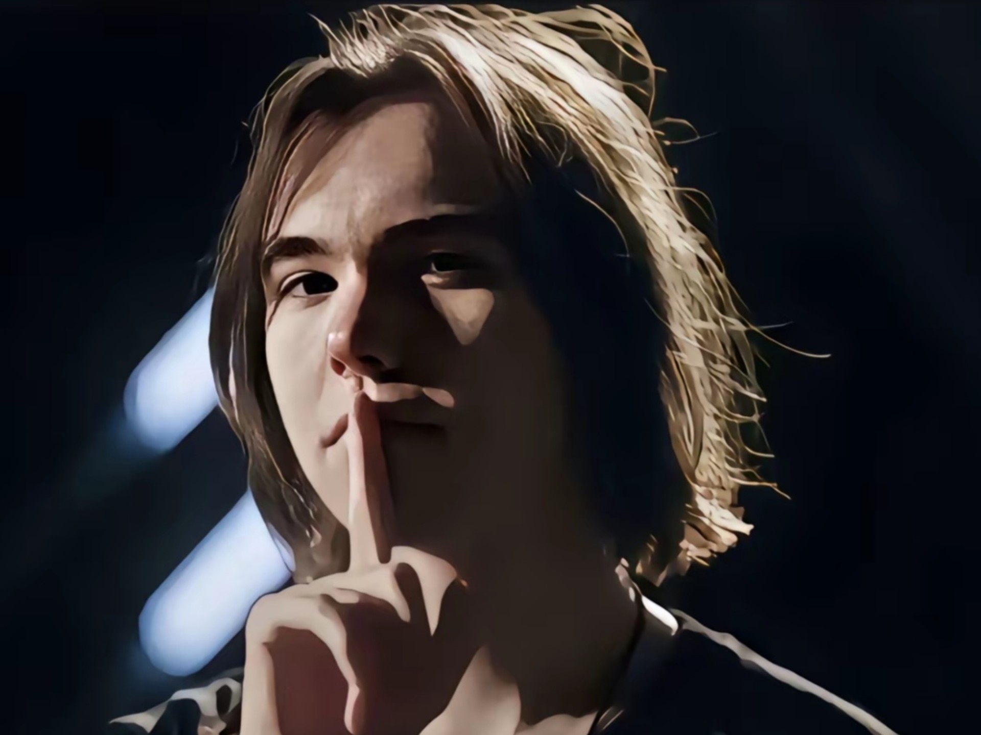 Fenfen ：我听说的是有两个队在找Tarzan，一个LPL的 一个LCK的